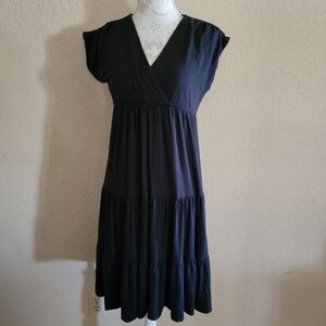 New York & Company Women's Black Short Sleeve Midi Tiered Dress Sz M